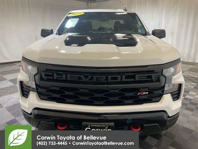 2025 Chevrolet Silverado 1500 Custom Trail Boss photo 2