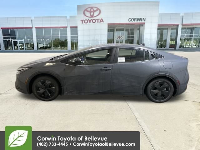 2026 Toyota Prius LE photo 2