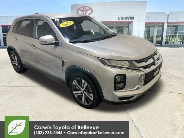 2024 Mitsubishi Outlander Sport ES LE SE photo 2