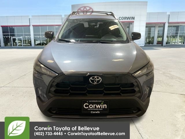 2026 Toyota Corolla Cross LE photo 3