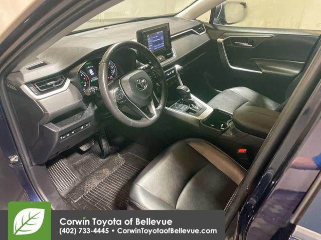 2022 Toyota RAV4 XLE Premium photo 4