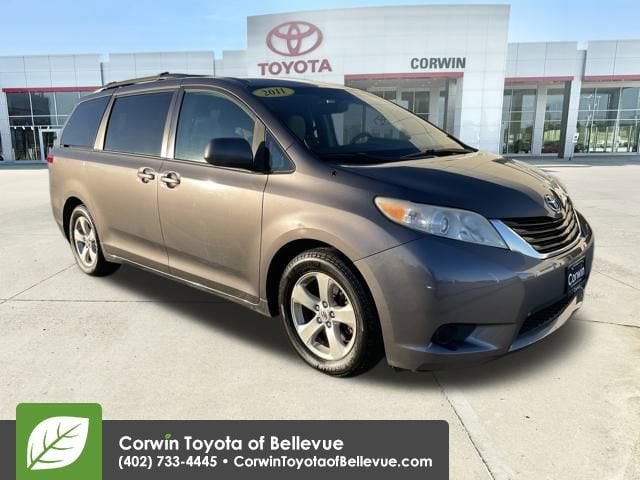 2011 Toyota Sienna LE