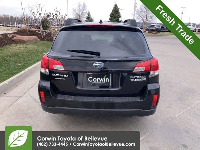 2014 Subaru Outback Limited photo 4