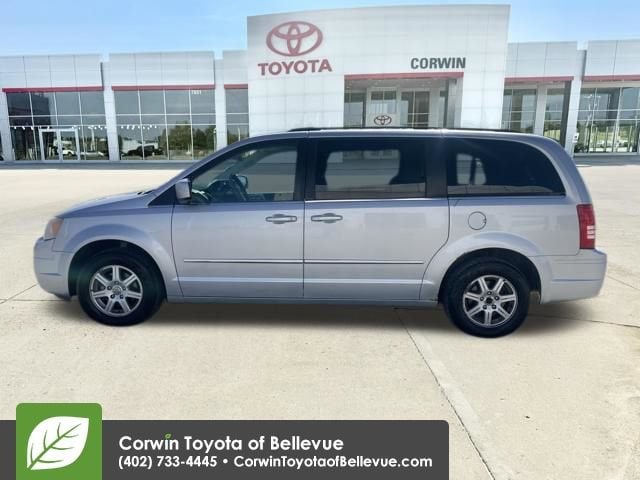 Used 2010 Chrysler Town & Country Touring with VIN 2A4RR5D18AR233512 for sale in Bellevue, NE