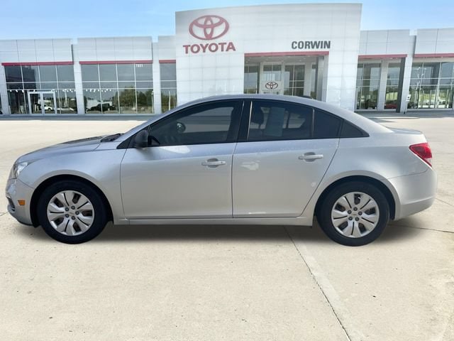 Used 2016 Chevrolet Cruze Limited LS with VIN 1G1PC5SHXG7198196 for sale in Bellevue, NE