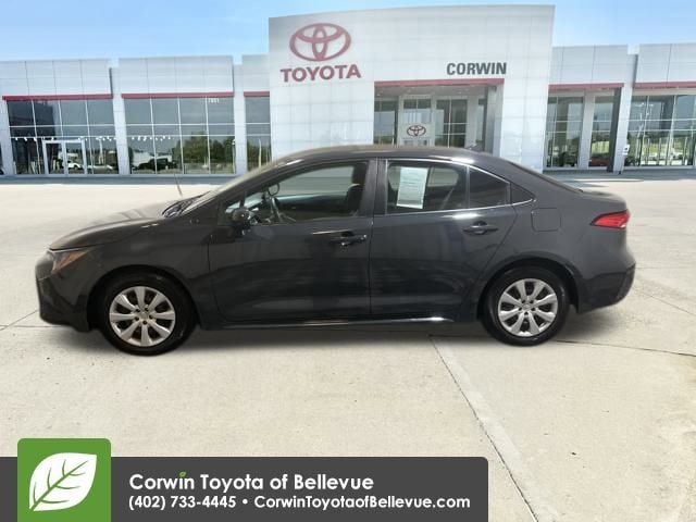 2024 Toyota Corolla LE photo 2