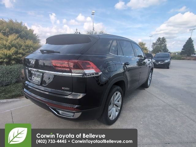 2020 Volkswagen Atlas Cross Sport SE Technology photo 3