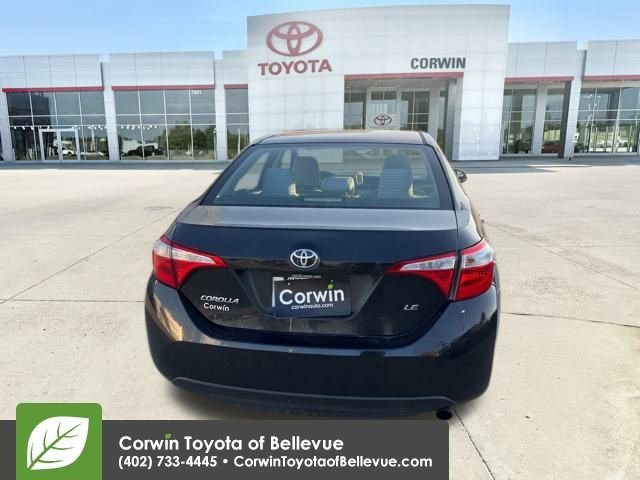 2016 Toyota Corolla LE photo 4