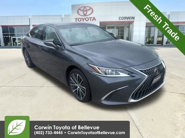 2025 Lexus ES 350 350's photo