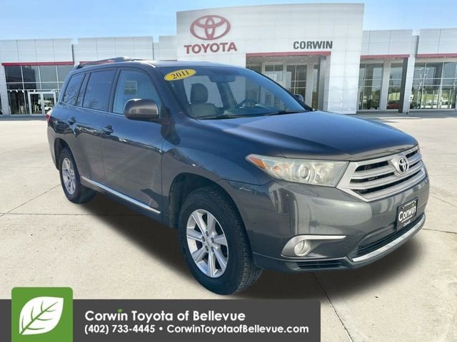 2011 Toyota Highlander SE