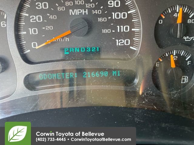 Used 2004 Chevrolet Tahoe LS with VIN 1GNEK13ZX4R139318 for sale in Bellevue, NE