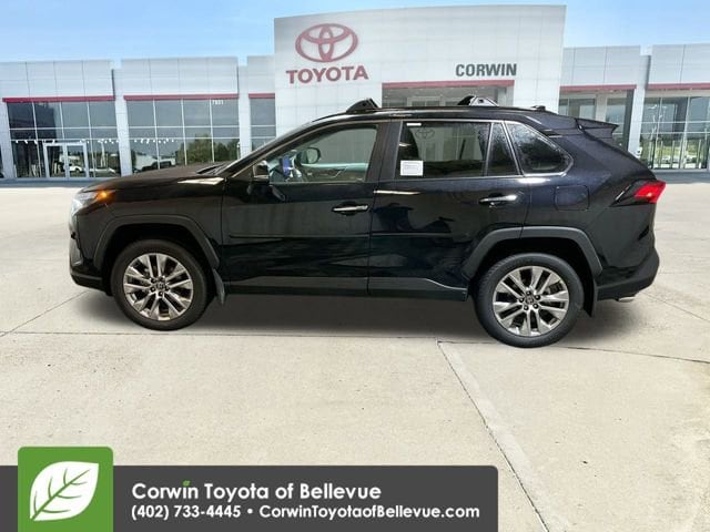 2025 Toyota RAV4 Limited photo 4