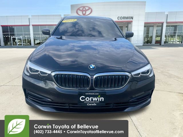 2019 Bmw 530e xDrive Sedan photo 3