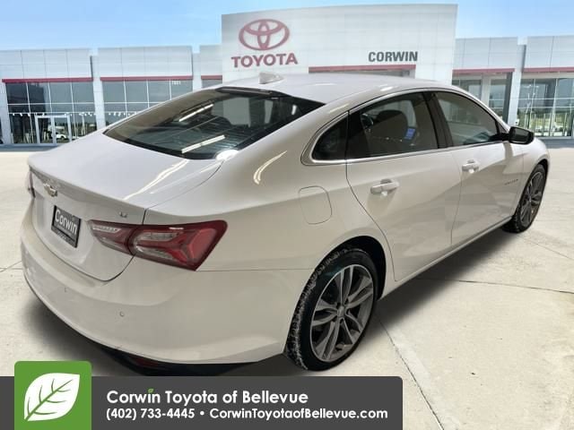 2024 Chevrolet Malibu Premier 2LT photo 4