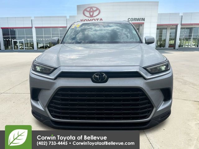 2024 Toyota Grand Highlander XLE photo 3