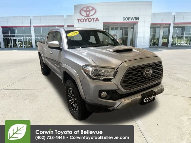 2020 Toyota Tacoma TRD Sport's photo