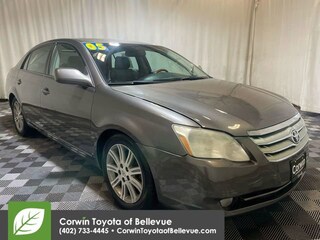 2005 Toyota Avalon Limited Sedan