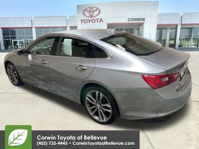 2023 Chevrolet Malibu 1LT photo 2