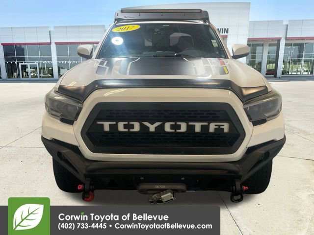 2017 Toyota Tacoma SR5 Sport TRD Pro photo 3