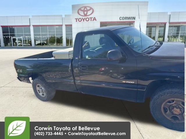 2001 Chevrolet Silverado 1500 photo 2