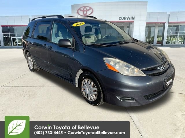 Used 2008 Toyota Sienna LE with VIN 5TDZK23C28S137422 for sale in Bellevue, NE