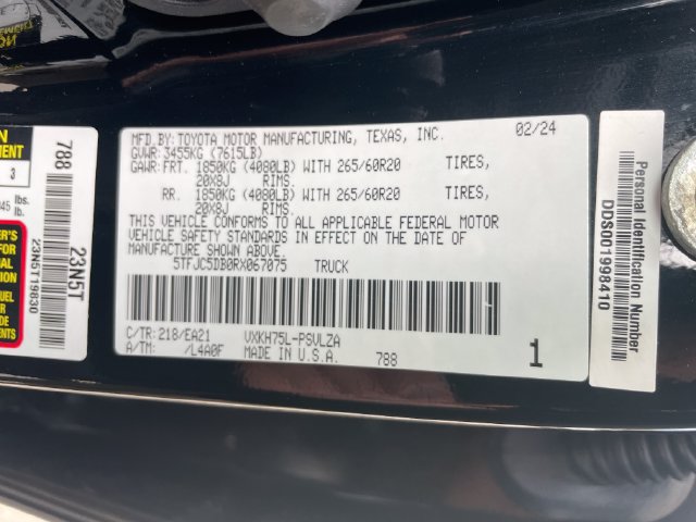 2024 Toyota Tundra Limited - Photo 32