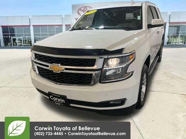 2019 Chevrolet Tahoe LT photo 2