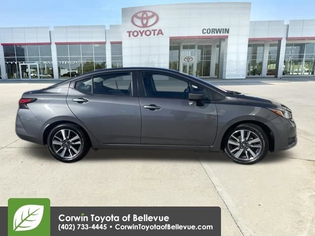 2023 Nissan Versa 1.6 SV photo 2