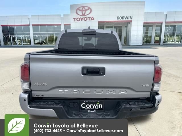 2021 Toyota Tacoma Limited 4x4 photo 4