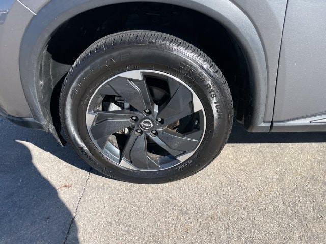 2024 Nissan Rogue SV - Photo 29