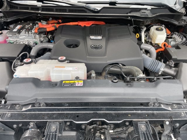 2024 Toyota Tundra Limited - Photo 23