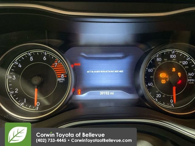 Used 2019 Jeep Cherokee Limited with VIN 1C4PJMDX8KD419008 for sale in Bellevue, NE