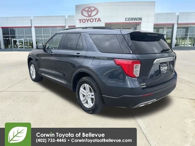 2023 Ford Explorer XLT photo 3