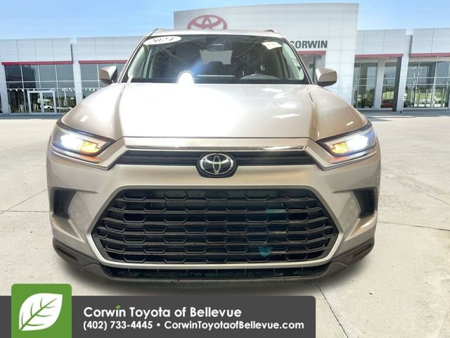 2024 Toyota Grand Highlander Limited photo 2