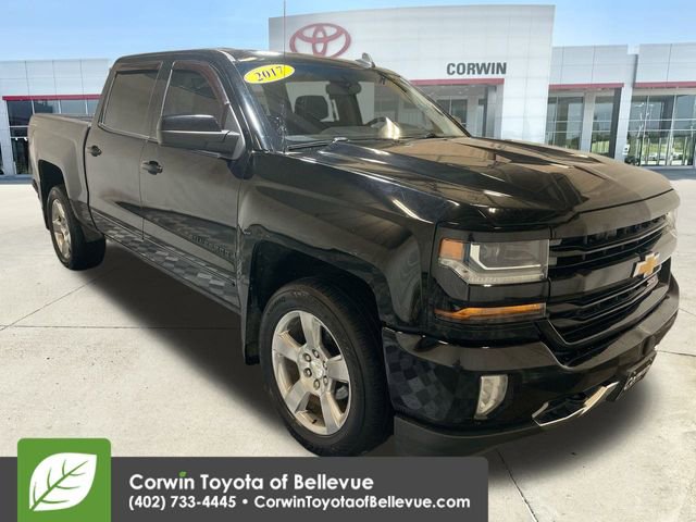 2017 Chevrolet Silverado LT photo 2