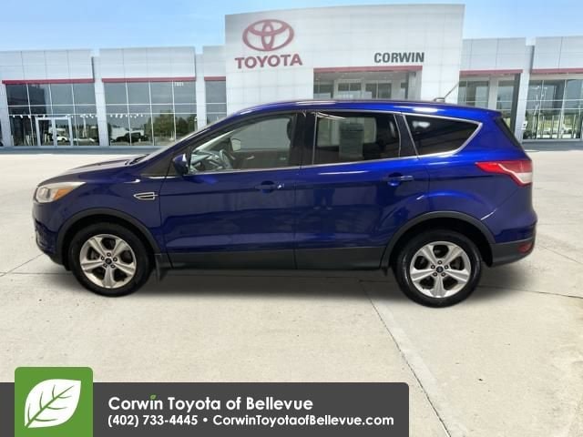 2015 Ford Escape SE photo 2
