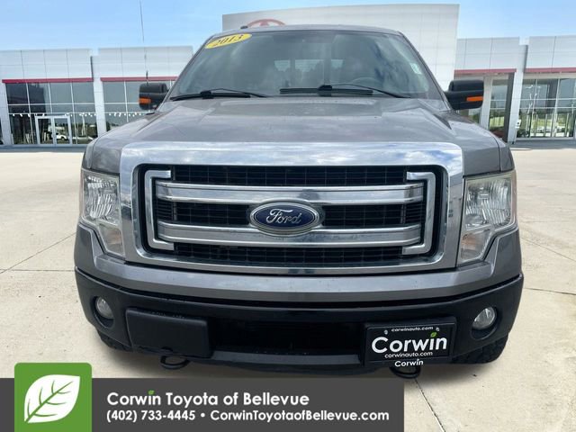 2013 Ford F-150 XLT photo 2