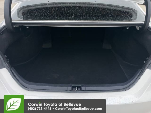 2024 Toyota Camry SE - Photo 29