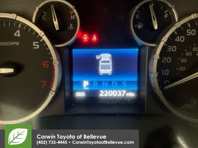 Used 2014 Toyota Tundra Limited with VIN 5TFHW5F17EX366552 for sale in Bellevue, NE