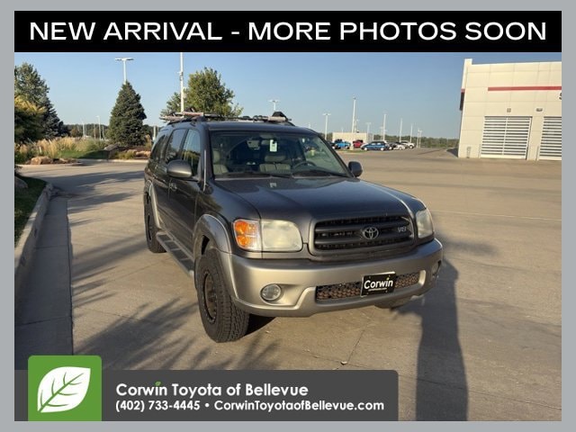 Used 2004 Toyota Sequoia SR5 with VIN 5TDBT44A04S209722 for sale in Bellevue, NE