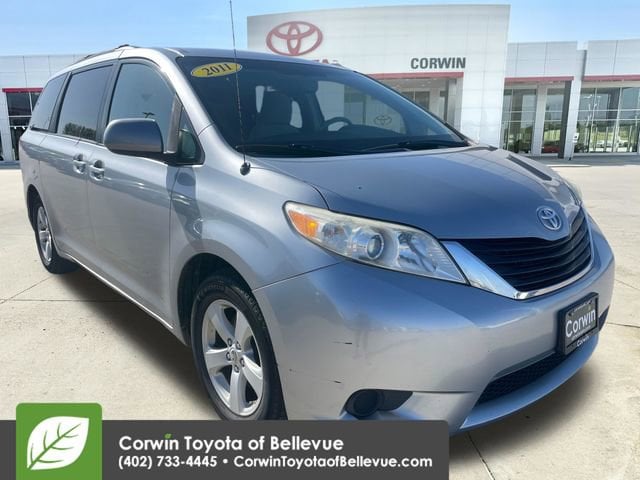 2011 Toyota Sienna LE