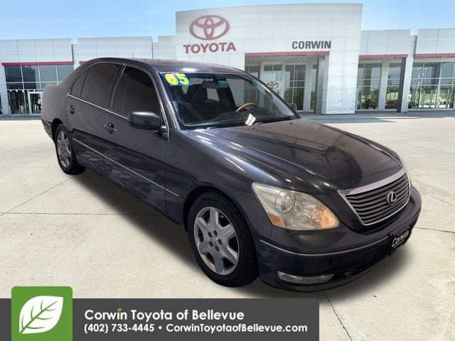 2005 Lexus LS 430's photo