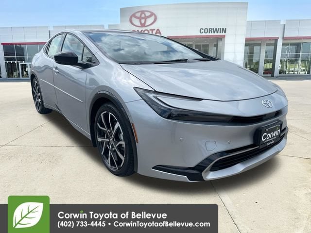 2026 Toyota Prius XSE Premium's photo