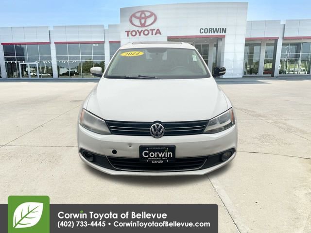 2014 Volkswagen Jetta 1.8T SEL photo 3