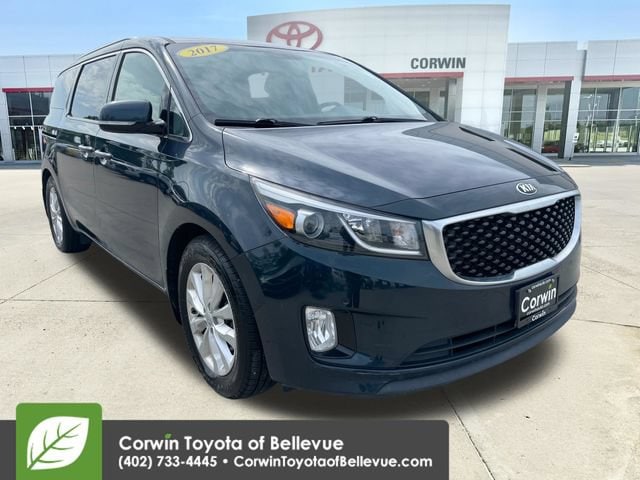 2017 Kia Sedona EX's photo