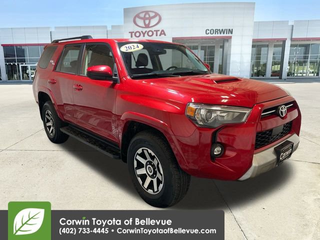 2024 Toyota 4Runner TRD Off-Road photo 2