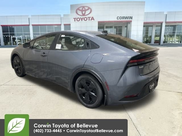 2026 Toyota Prius LE photo 3