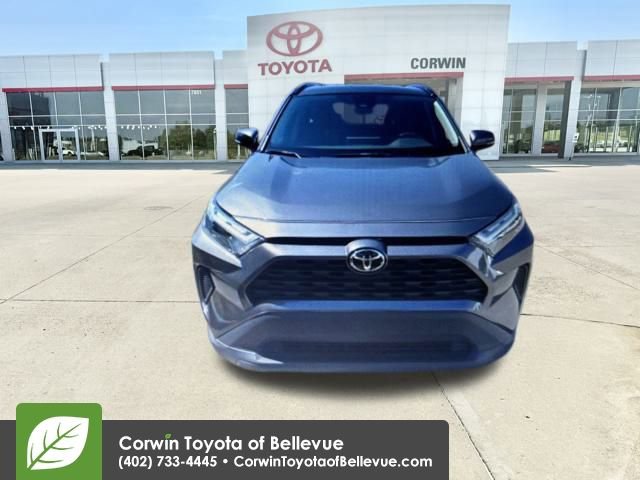 2024 Toyota RAV4 XLE photo 4