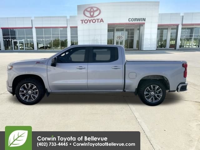 2019 Chevrolet Silverado 1500 RST photo 2