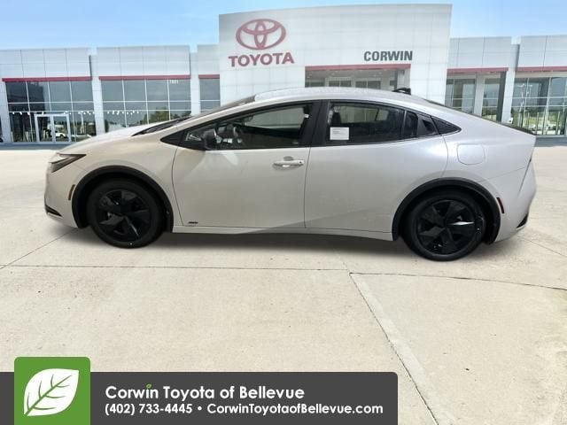 2026 Toyota Prius LE photo 2